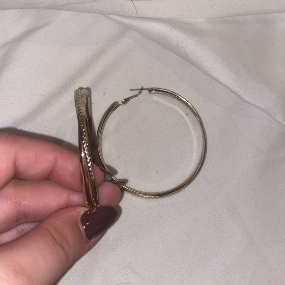 Hoops - Picture 2 of 2